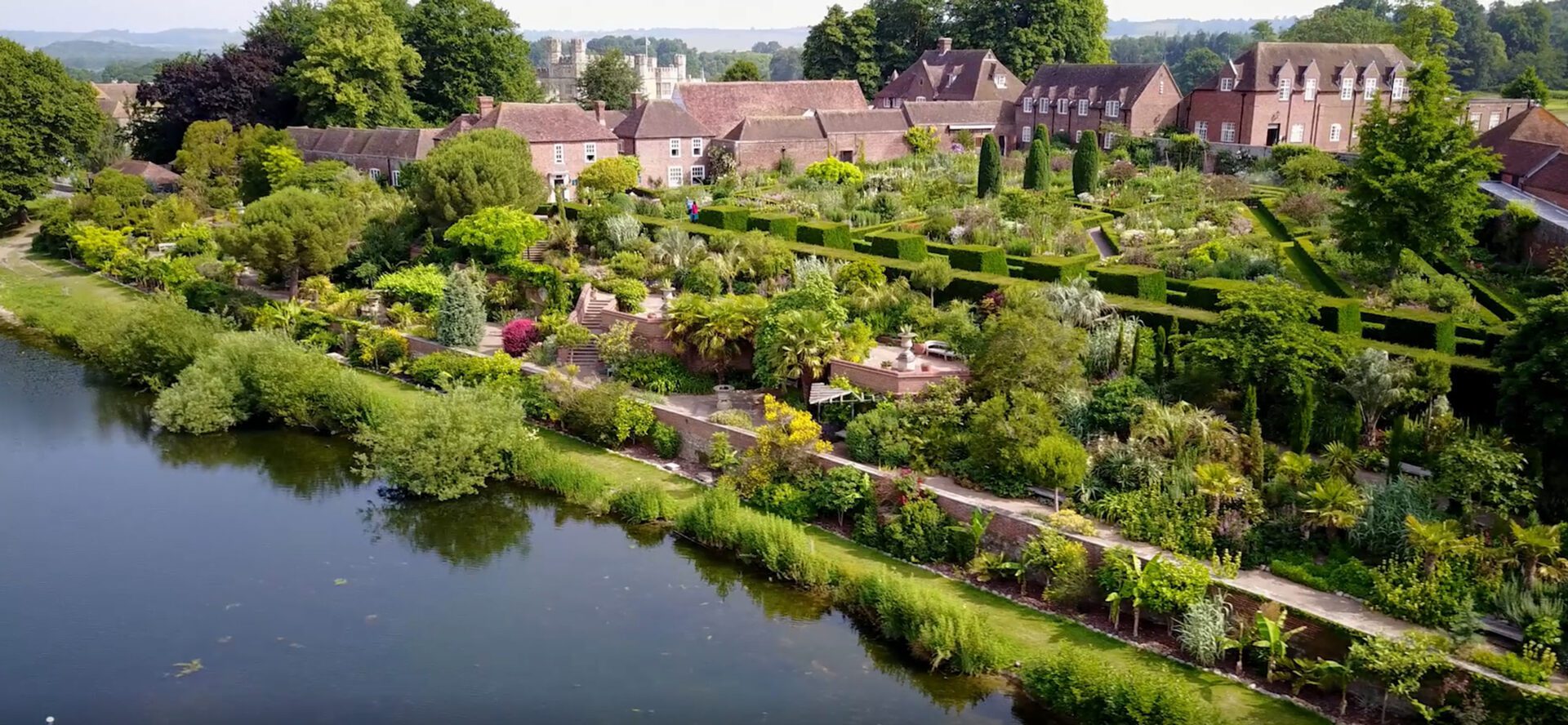 Lady Baillie Gardens