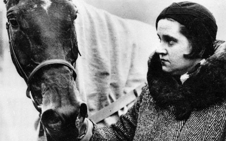 Poor Little Rich Girl: Dorothy Paget