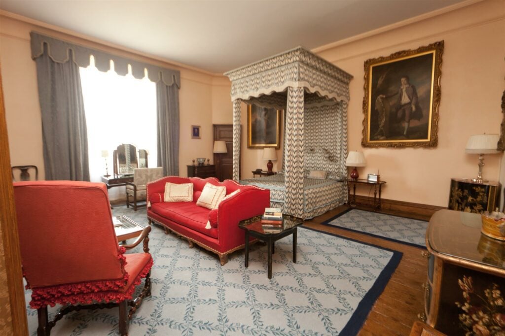 Unique wedding extras at leeds castle